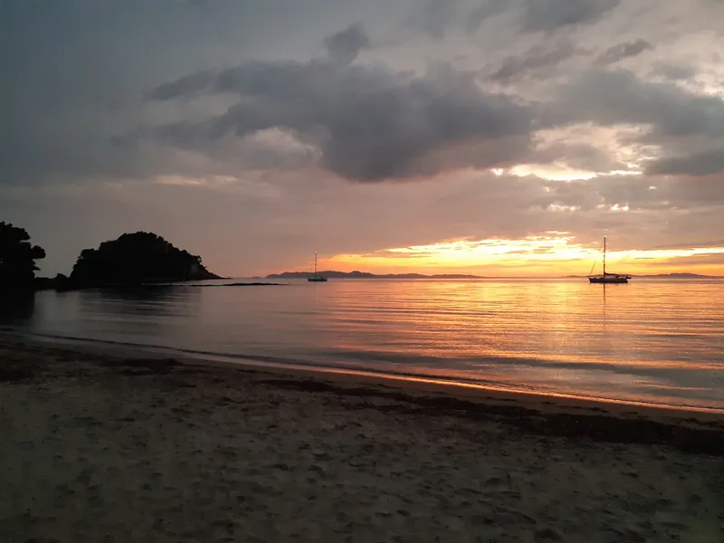 Coucher de soleil sur la baie